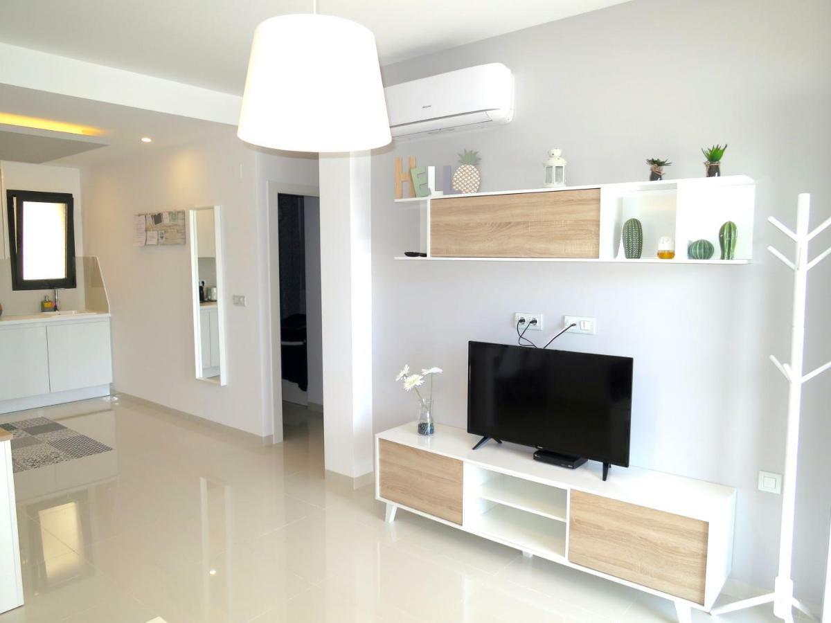 Apartment Playa Elisa Bay - Mil Palmeras